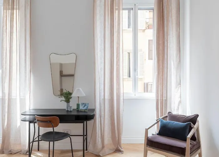 Iflat Elegance And Comfort In Monti Apartament *